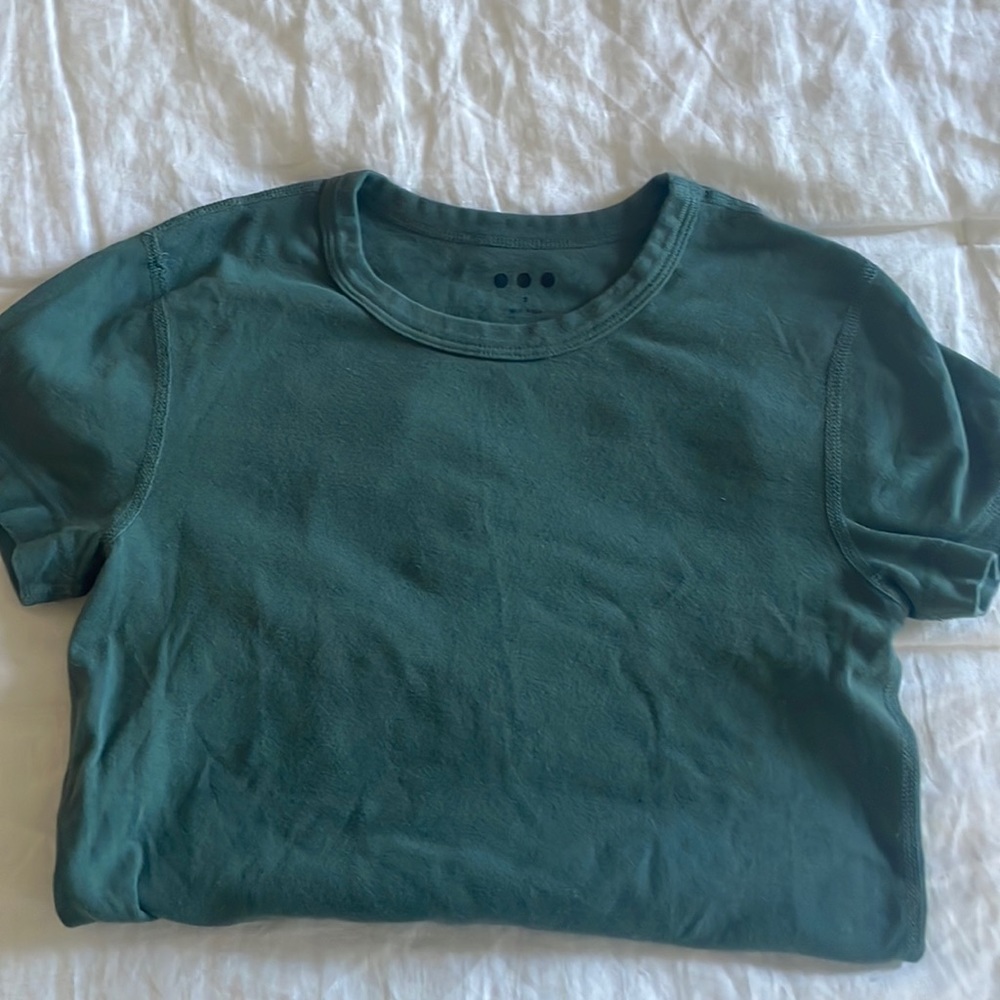 Perfect tee sage green